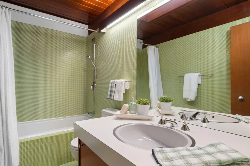 1030 Spruce Drive Ann Arbor, MI 48104