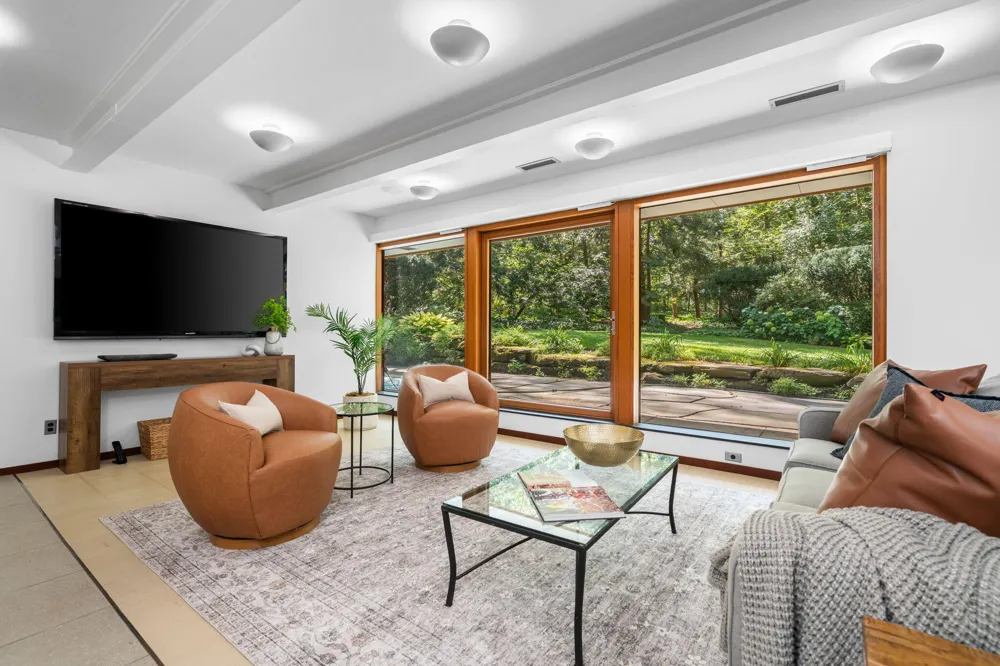 1030 Spruce Drive Ann Arbor, MI 48104