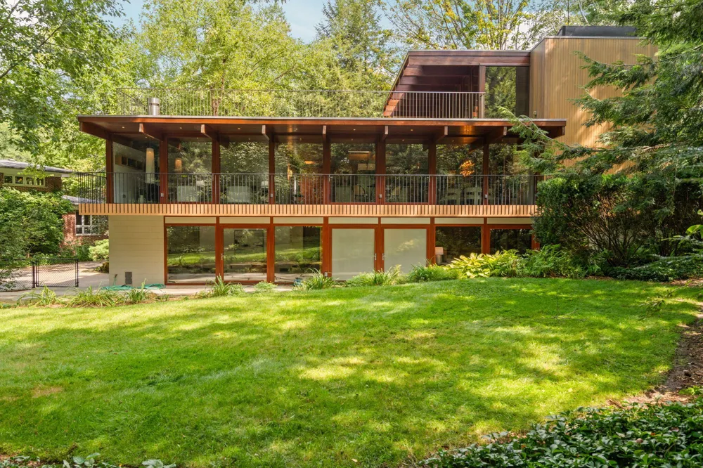 1030 Spruce Drive Ann Arbor, MI 48104