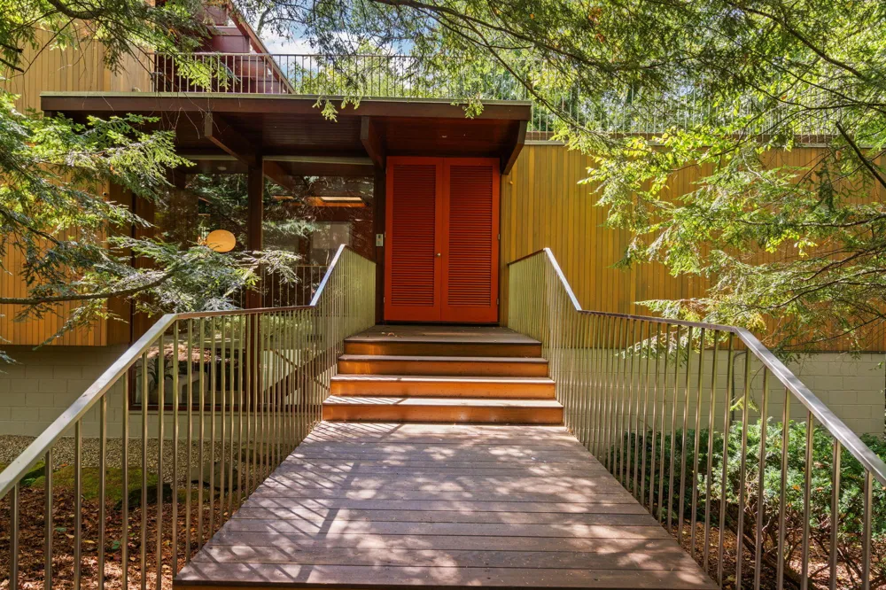 1030 Spruce Drive Ann Arbor, MI 48104