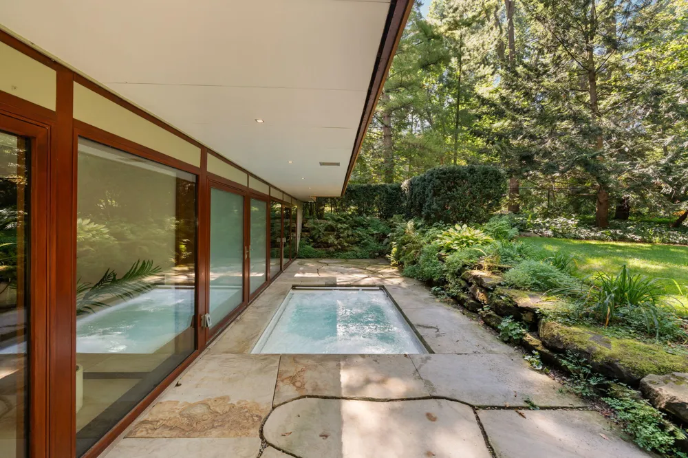 1030 Spruce Drive Ann Arbor, MI 48104