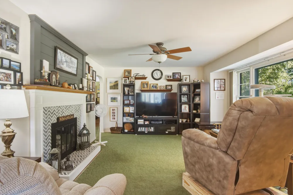 8182 S Youngman Road Greenville, MI 48838