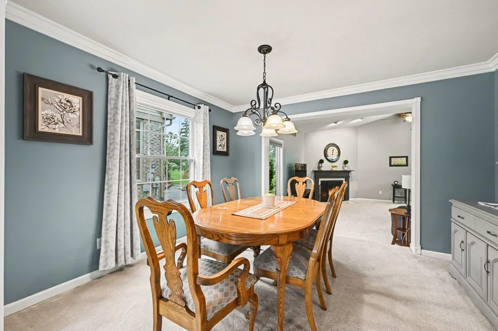 45128 Glengarry Road Canton, MI 48188