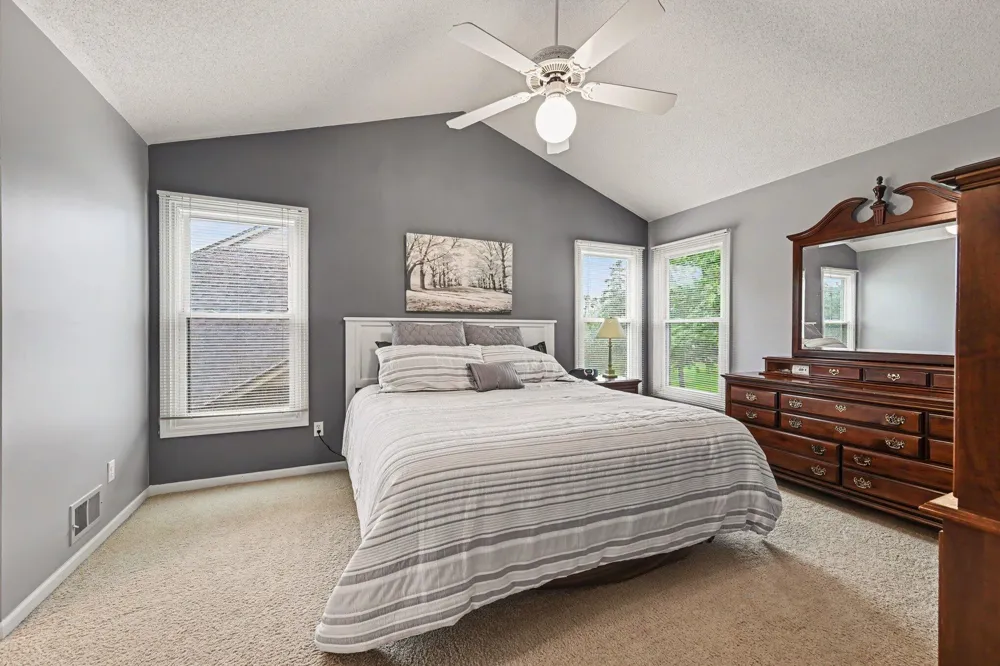 45128 Glengarry Road Canton, MI 48188