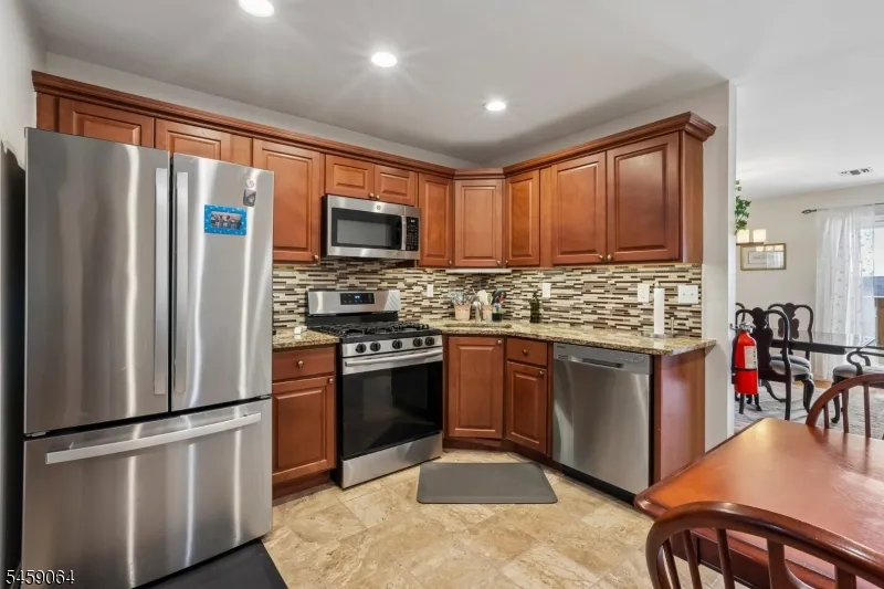 411 Heights Dr Haledon, NJ 07508