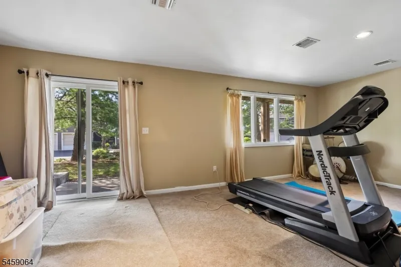 411 Heights Dr Haledon, NJ 07508