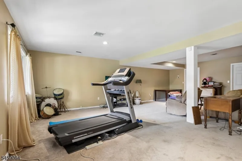 411 Heights Dr Haledon, NJ 07508