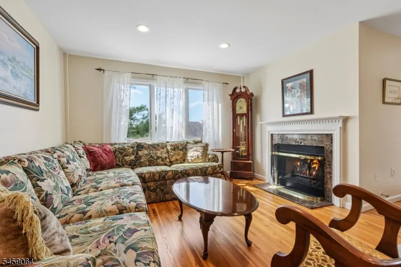 411 Heights Dr Haledon, NJ 07508