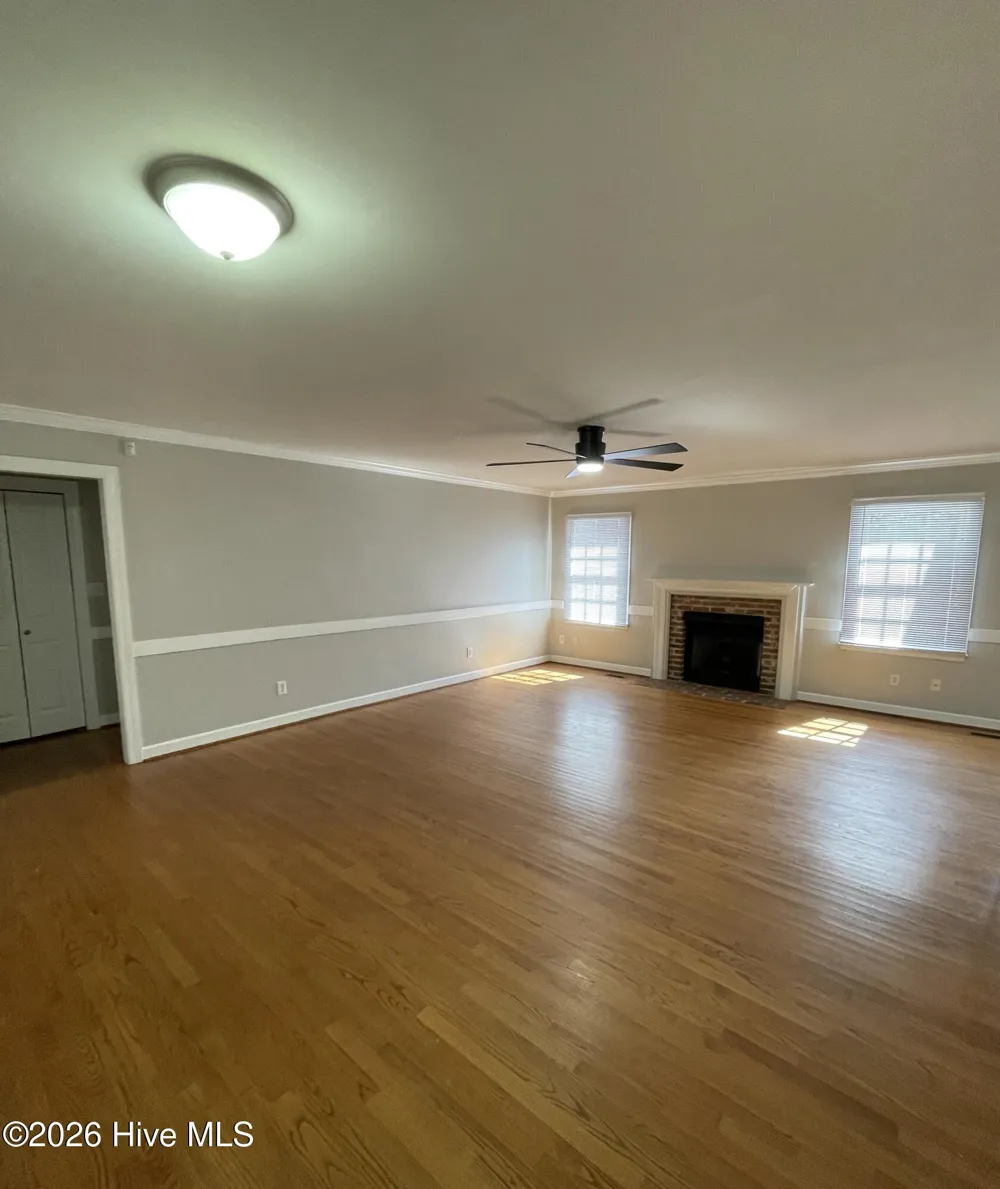 2905 Mandy Lane Morehead City, NC 28557