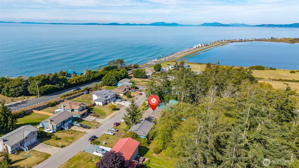 2348 Happy Lane Oak Harbor, WA 98277