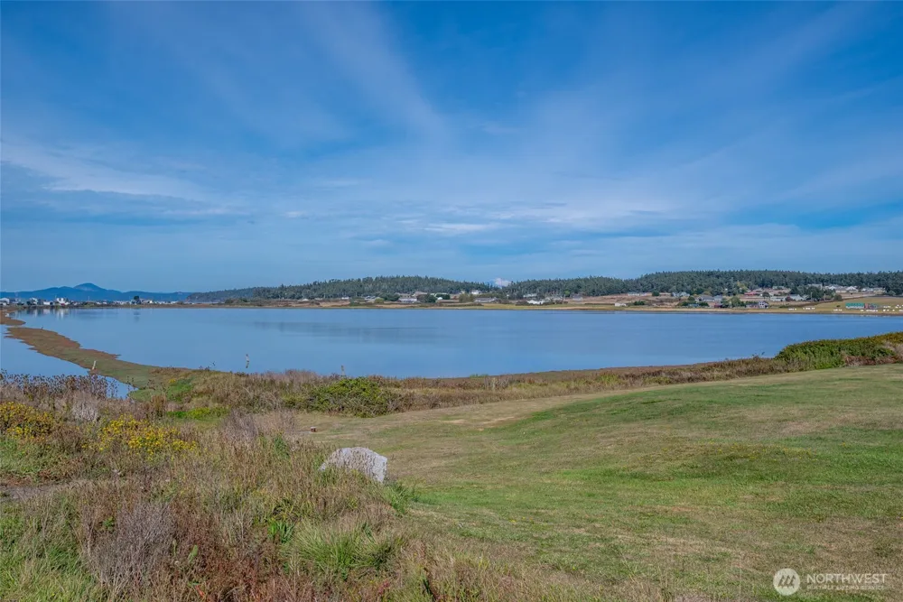 2348 Happy Lane Oak Harbor, WA 98277
