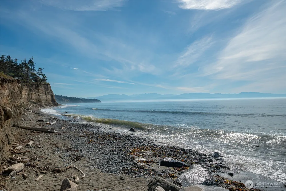 2348 Happy Lane Oak Harbor, WA 98277