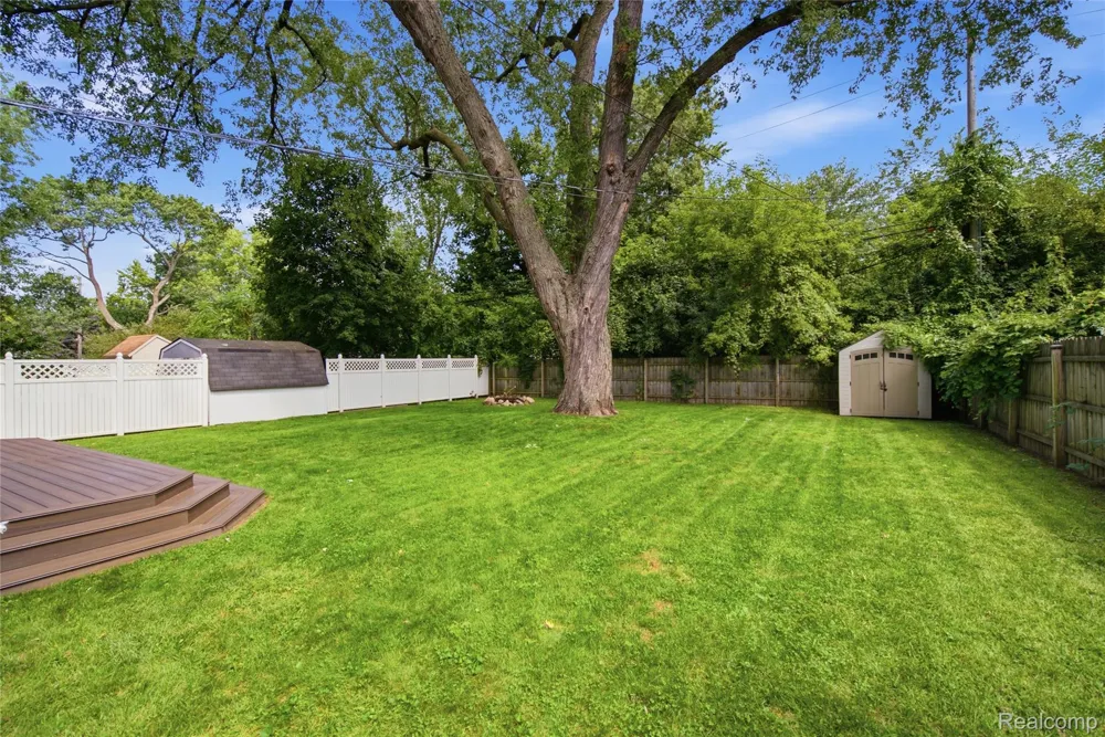 6564 Eastlawn Avenue Clarkston City, MI 48346