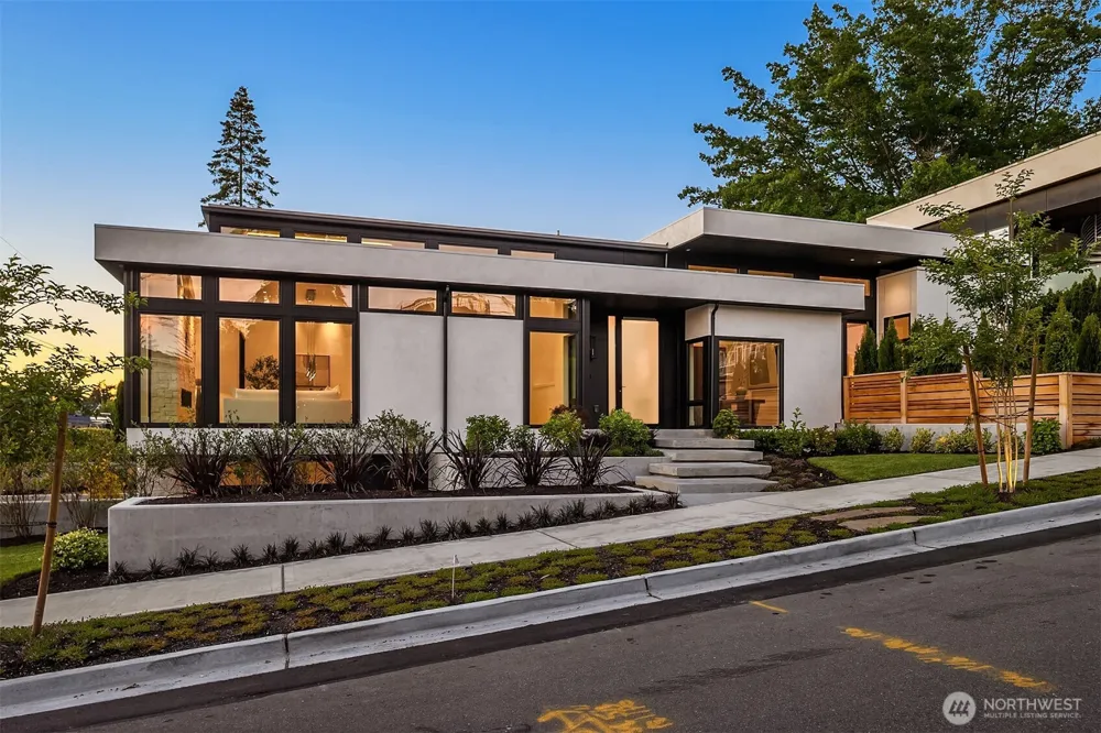 10232 NE 65th Street Kirkland, WA 98033