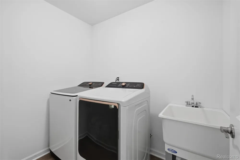 20633 Gidran Drive Lyon Charter Township, MI 48178