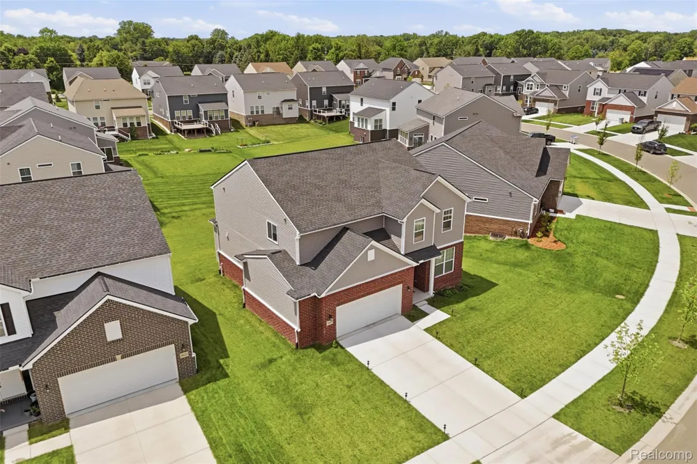 20633 Gidran Drive Lyon Charter Township, MI 48178