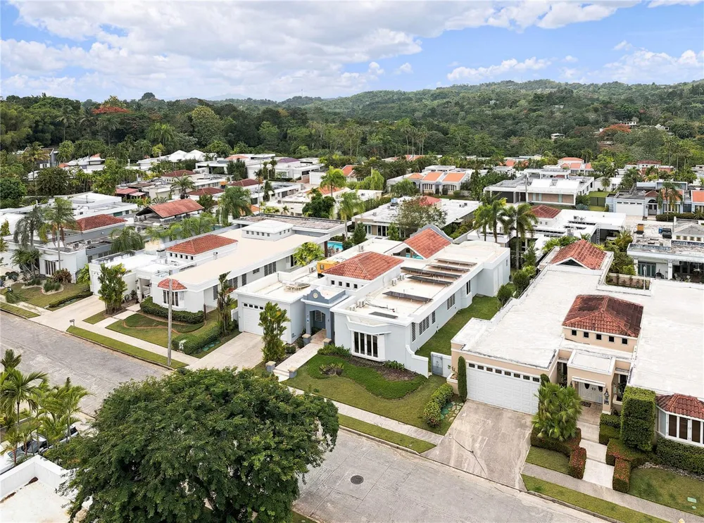 C6 ROGATIVA ST., LOS PASEOS DE SAN JUAN San Juan, PR 00926