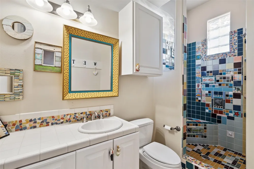 3315 Windlass Court Galveston, TX 77554