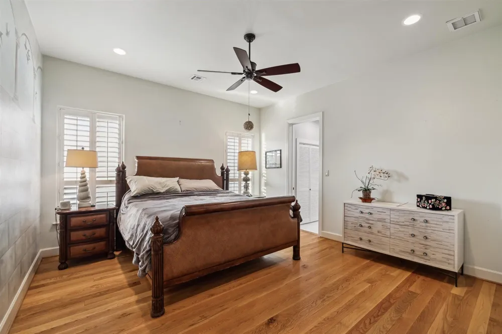 3315 Windlass Court Galveston, TX 77554