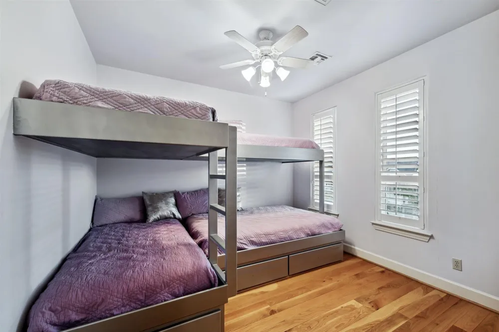 3315 Windlass Court Galveston, TX 77554