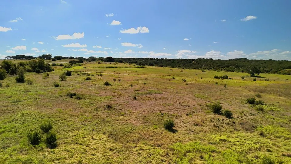 201 W Rolling Oaks Drive Goldthwaite, TX 78644