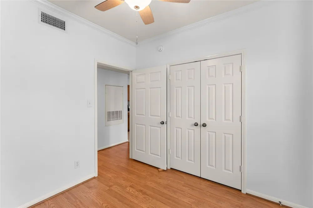 6607 Lake Woodlands Drive #431 The Woodlands, TX 77382