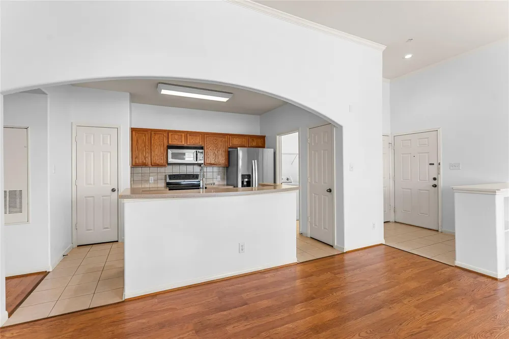 6607 Lake Woodlands Drive #431 The Woodlands, TX 77382