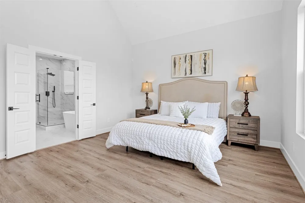 806 Schweikhardt St Houston, TX 77020