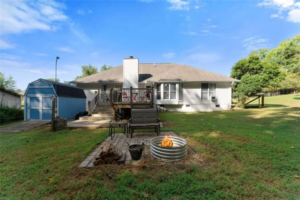 3309 Jean Marie Lane Gainesville, GA 30506