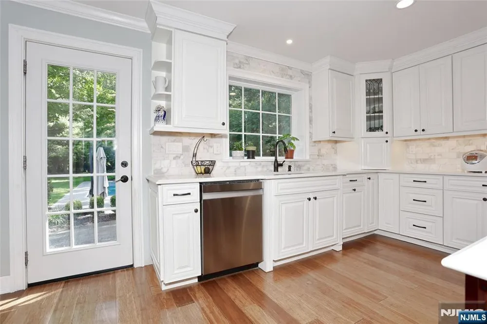 801 Blanch Avenue Norwood, NJ 07648