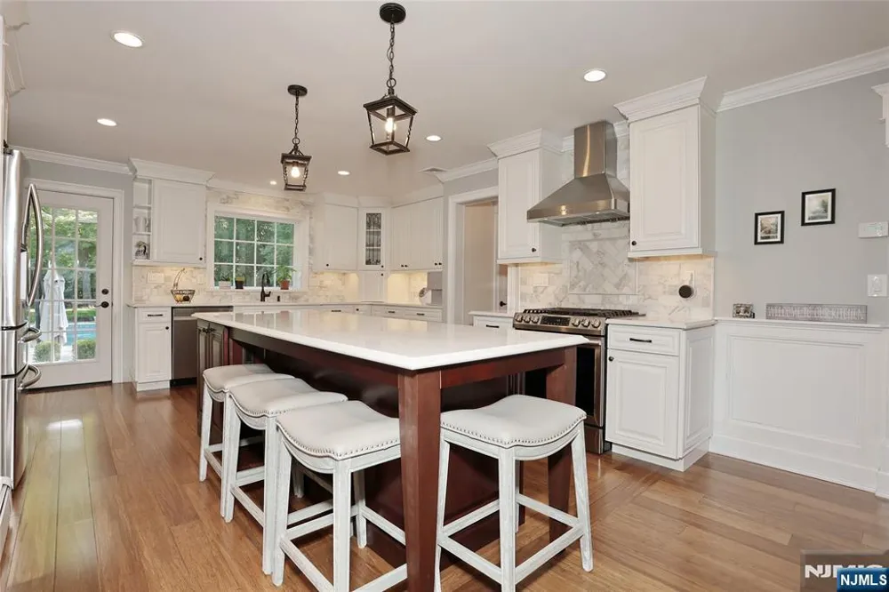 801 Blanch Avenue Norwood, NJ 07648