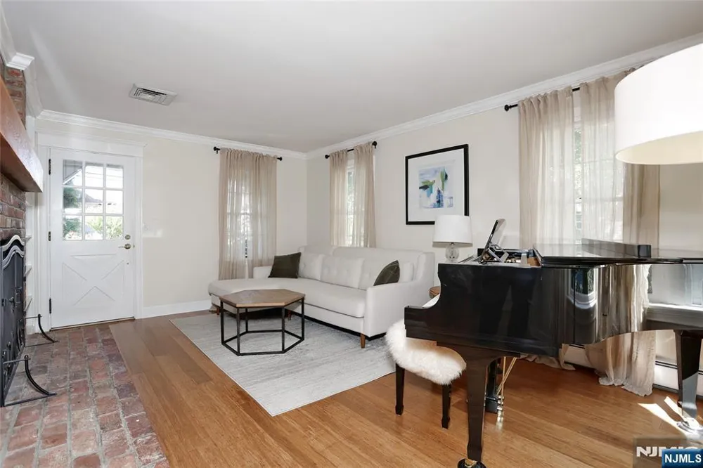 801 Blanch Avenue Norwood, NJ 07648