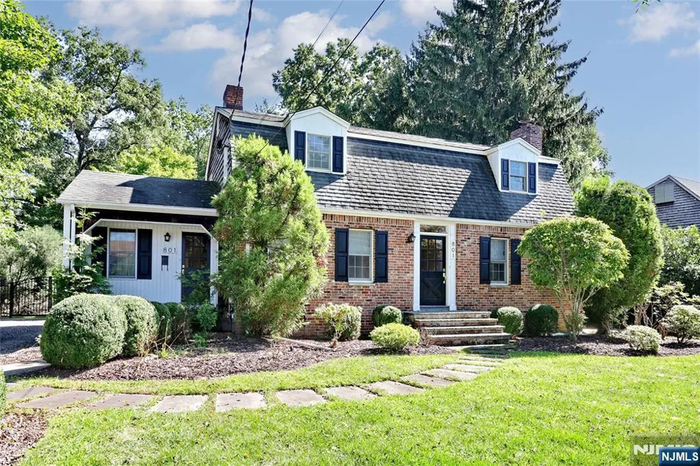 801 Blanch Avenue Norwood, NJ 07648