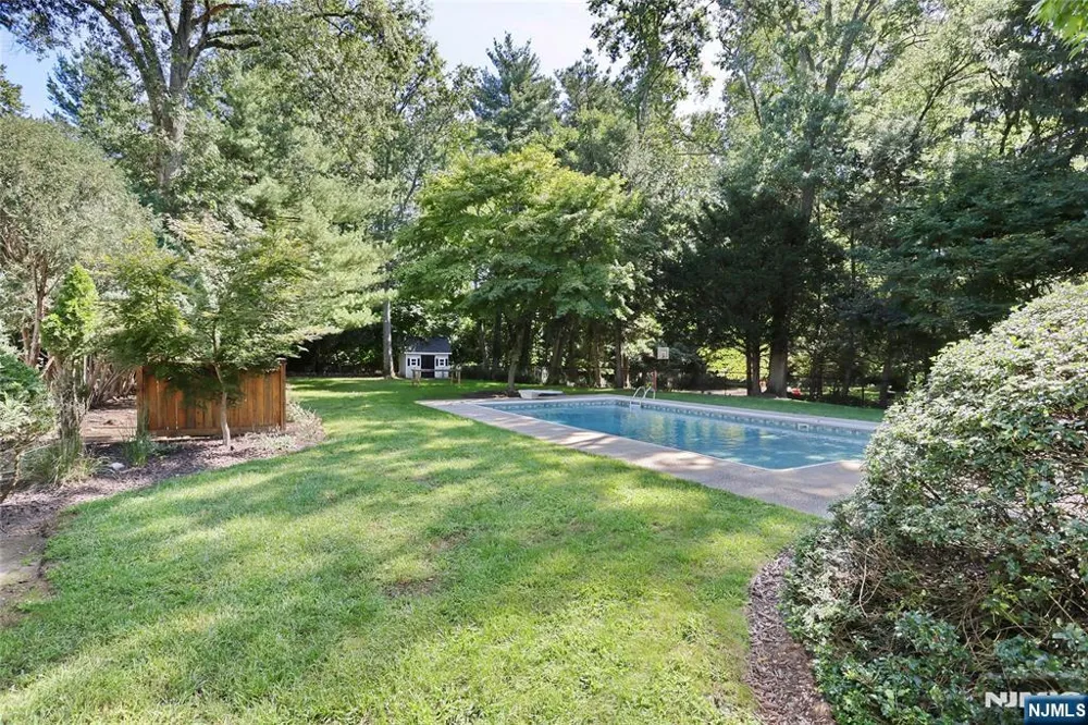 801 Blanch Avenue Norwood, NJ 07648