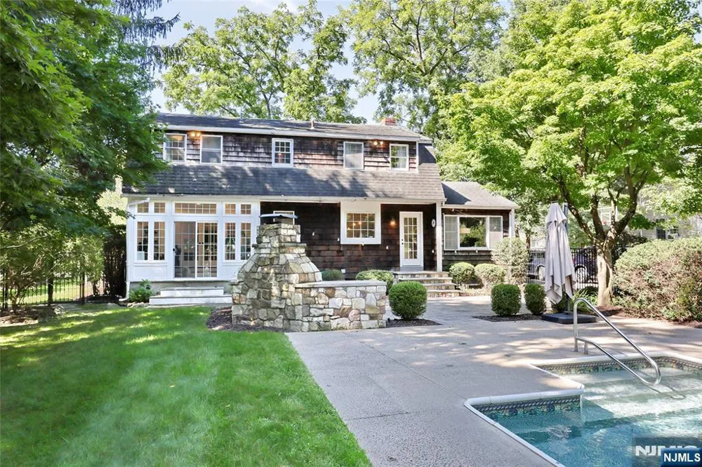 801 Blanch Avenue Norwood, NJ 07648