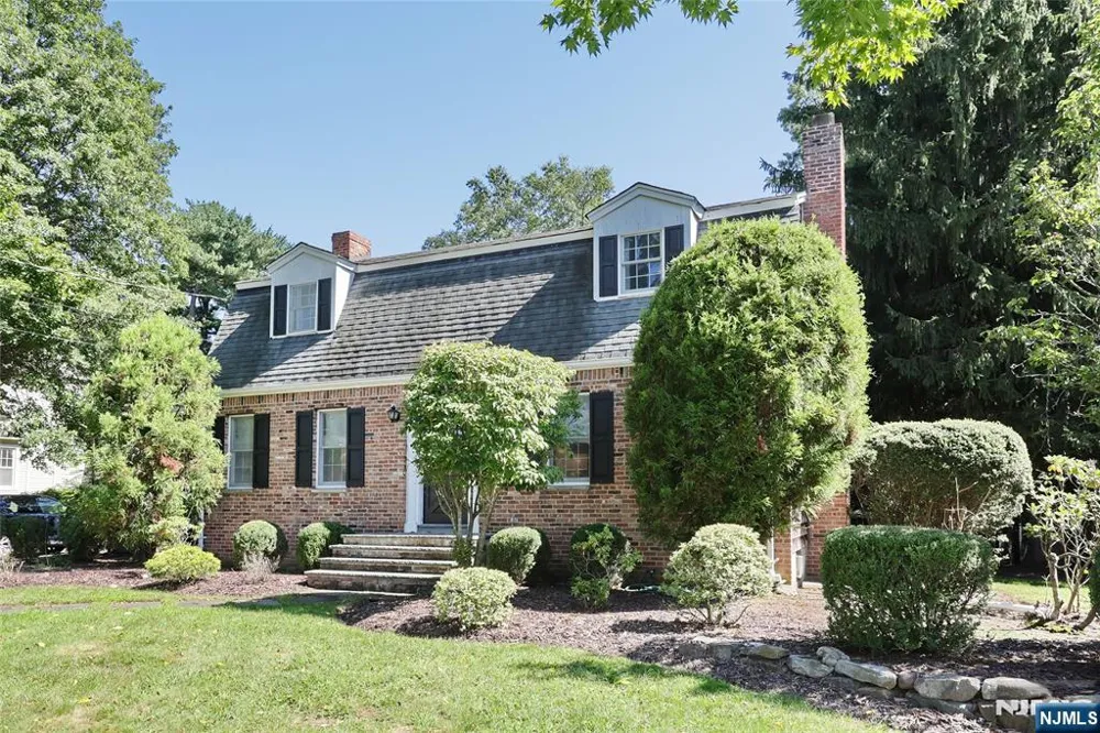 801 Blanch Avenue Norwood, NJ 07648