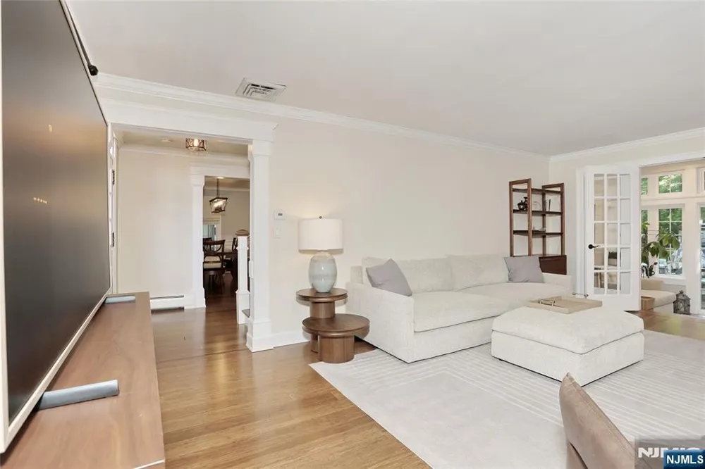 801 Blanch Avenue Norwood, NJ 07648