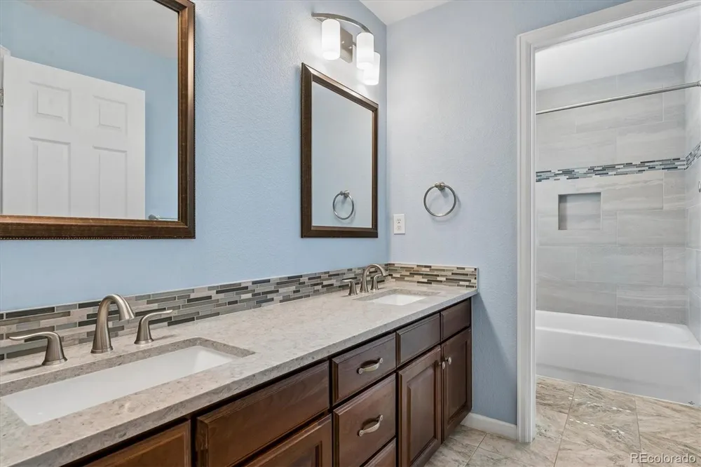 11915 E Lake Circle Greenwood Village, CO 80111