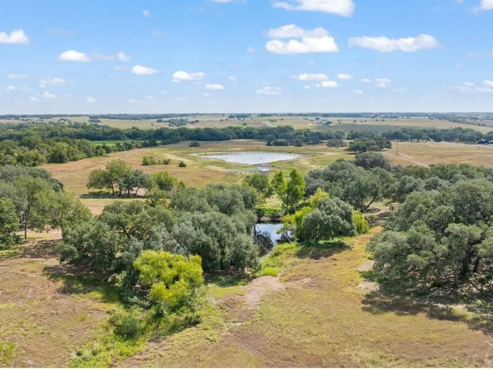 3147 Fm 956 Schulenburg, TX 78956
