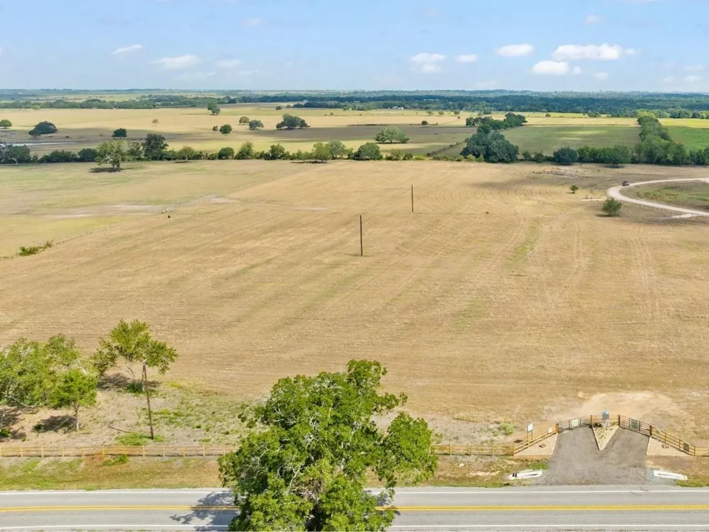 3275 Fm 956 Schulenburg, TX 78956