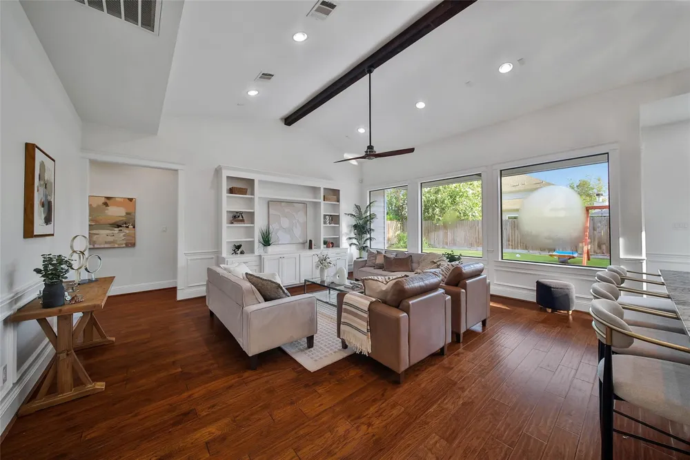 1236 Chamboard Lane Houston, TX 77018