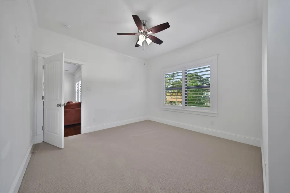 1236 Chamboard Lane Houston, TX 77018