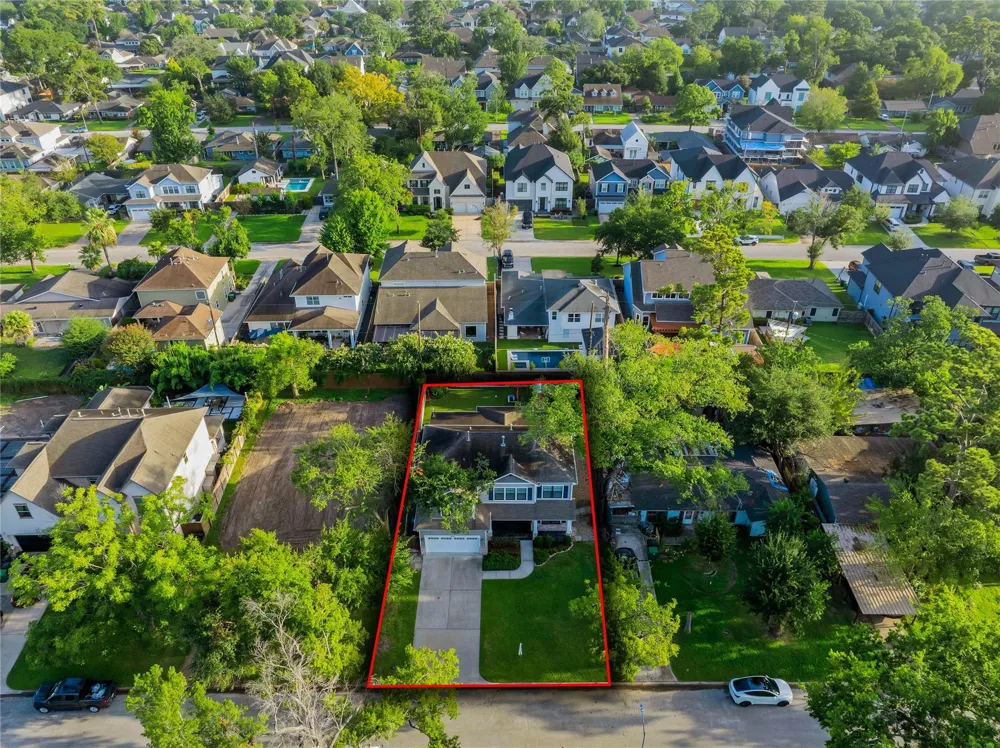 1236 Chamboard Lane Houston, TX 77018