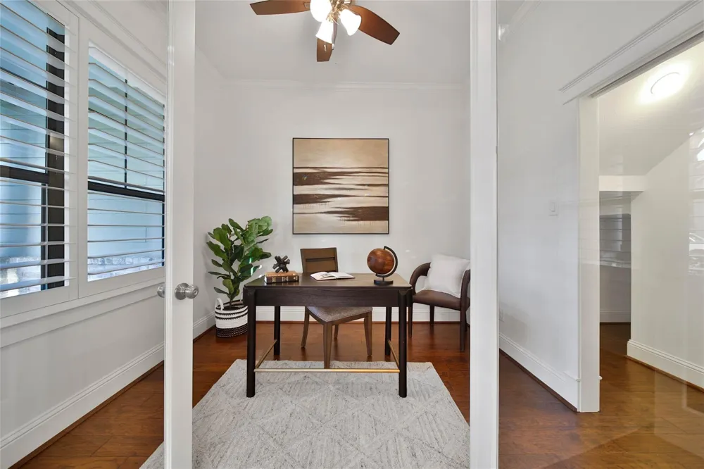 1236 Chamboard Lane Houston, TX 77018