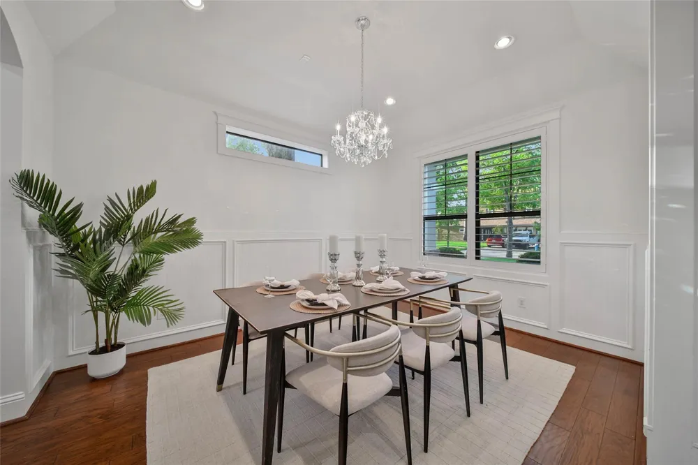 1236 Chamboard Lane Houston, TX 77018
