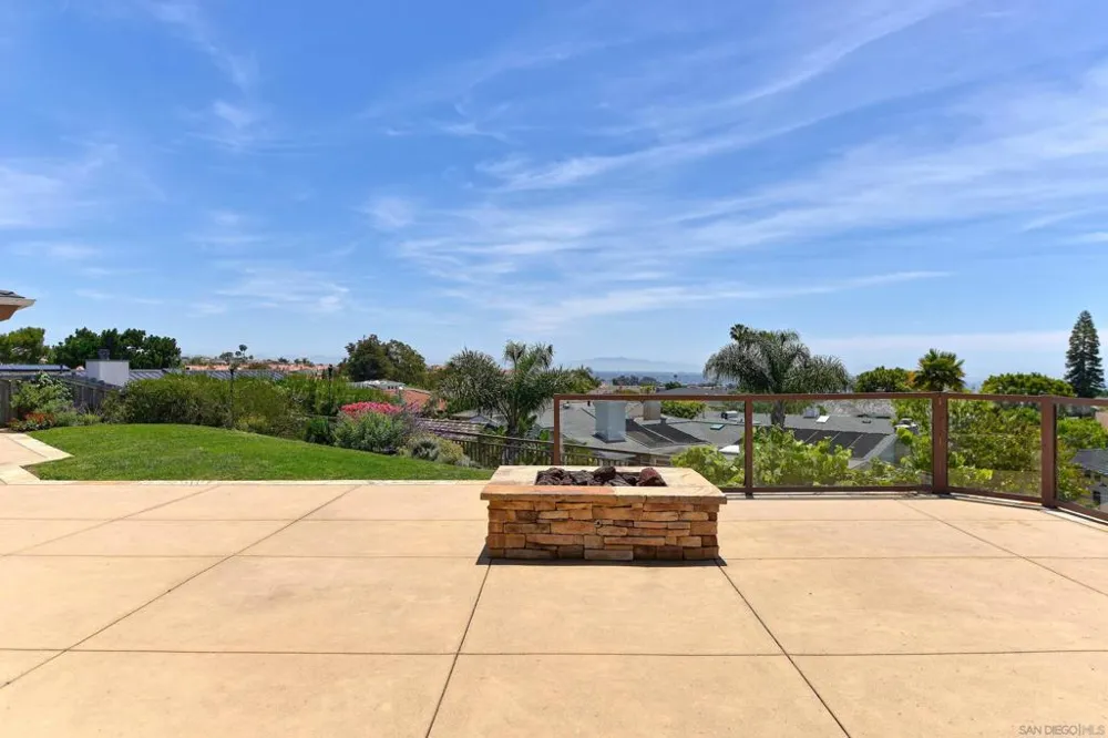 1681 Paseo Bonita La Jolla, CA 92037
