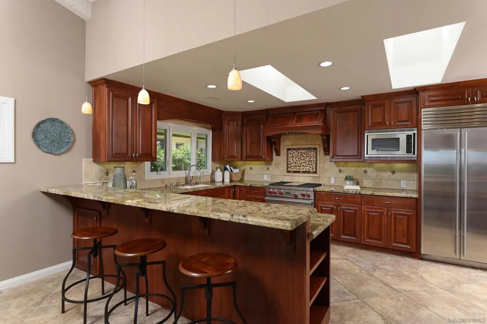 1681 Paseo Bonita La Jolla, CA 92037