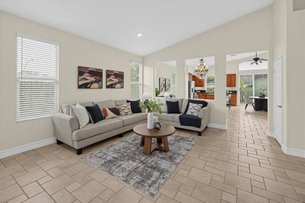 6268 Canyon Bluff Ct San Diego, CA 92121