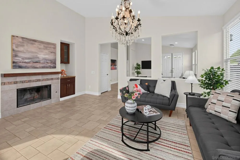 6268 Canyon Bluff Ct San Diego, CA 92121