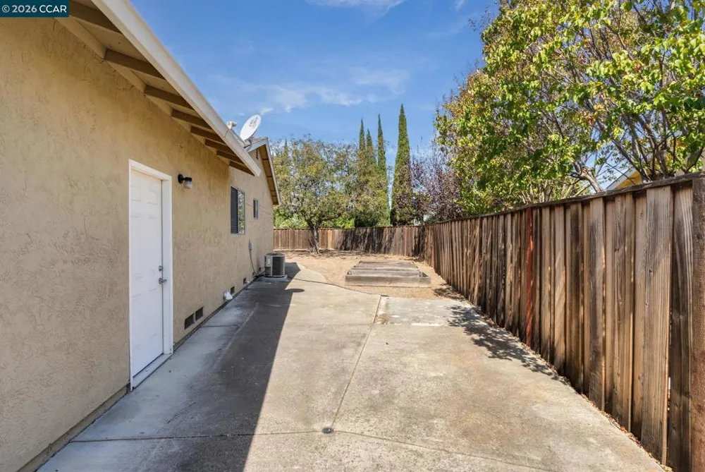 2130 Debra Ct Pittsburg, CA 94565